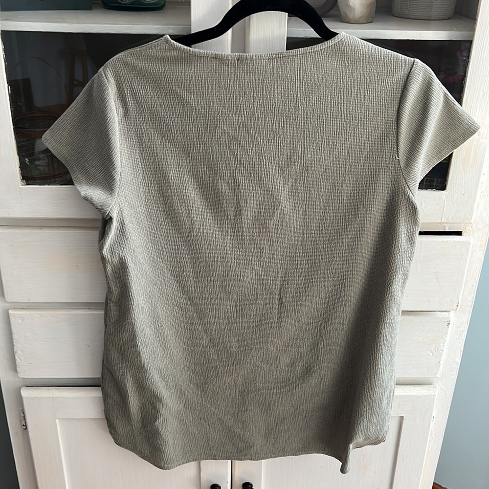 Chico’s blouse - Picture 4 of 4